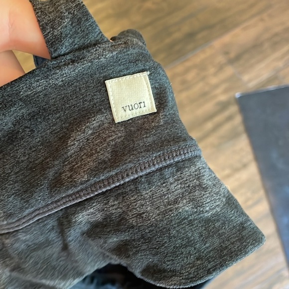 Vuori Black Strappy Sports Bra - Picture 5 of 6